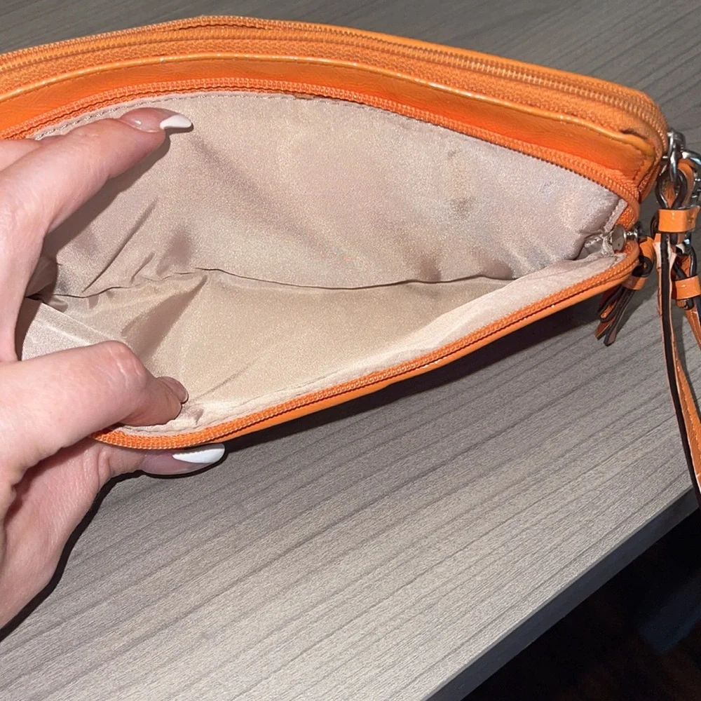 Coach wristlet - Picture 3 of 4
